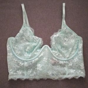 VS Dream Angels Floral Lace Bra